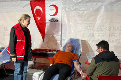 Selimiye Meydanı'nda Kan Bağışı Kampanyası Düzenlendi
