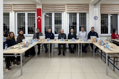Vali Uğur Turan, Kırklareli TOBB Anadolu Lisesi Öğrencileriyle Sahurda Buluştu