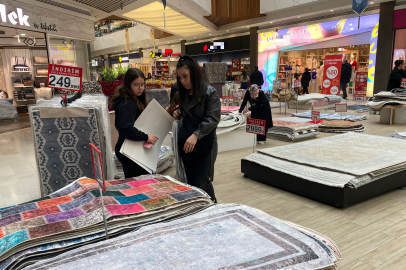 ‎Edirne’de Ramazan’a Özel Halı Festivali Sona Eriyor