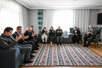 Vali Uğur Turan’dan Selçuk Ailesine Taziye Ziyareti