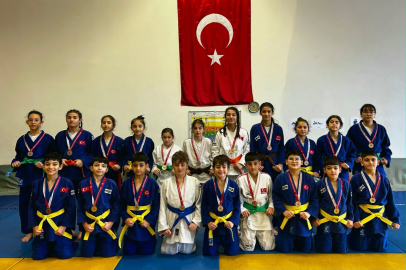 Çerkezköy Belediye Spor Kulübü Judo Takımı Turnuvaya Damga Vurdu