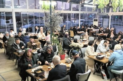 Edirne Yesevi Hareketi Derneği İftar Programı Düzenledi