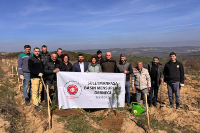 Tekirdağ'da Basın Mensupları Fidan Dikti