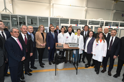 Bakan Kacır, DTO’nun Teknik Tekstil Merkezini İnceledi