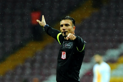 Gaziantep FK - Fenerbahçe Maçının VAR'ı Özgür Yankaya Oldu