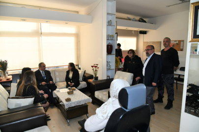 Vali Soytürk Engelsiz Yaşam Derneğini Ziyaret Etti
