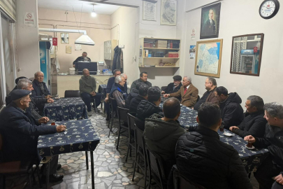 Vali Turan Vatandaşlarla Teravih Sonrası Buluştu