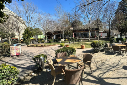 Edirne Belediyesi Meydan Kafeyi ‘Emekli Lokali’ Yapacak