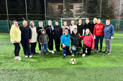 ‎Edirne’de Anneler Futbol Maçında Karşılaştı