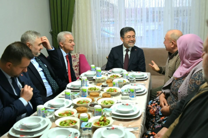 Tarım ve Orman Bakanı İbrahim Yumaklı Kırklareli’nde Çiftçi Ailesiyle İftar Yaptı