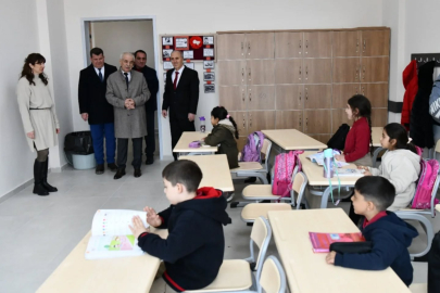 Başkan Özcan İnönü İlkokulu’nu Ziyaret Etti