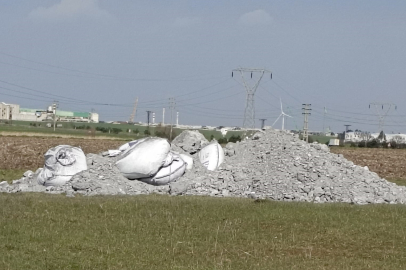 Muratlı'da Mera Alanına Atık Döküldü