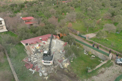 Çanakkale’de 31 Kaçak Yapı Yıkıldı