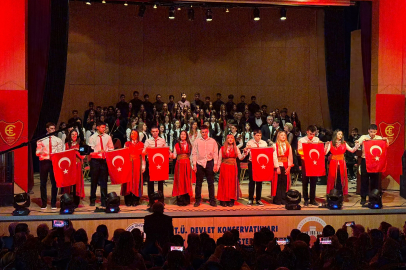 105. Yıla 105 Öğrencili Oratoryo