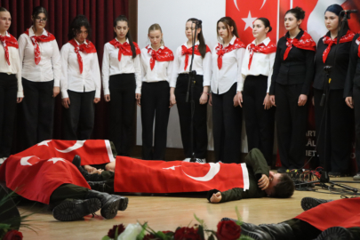 Kırklareli'nde İstiklal Marşı'nın Kabulü ve Mehmet Akif Ersoy'u Anma Günü Programı Düzenlendi