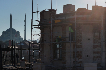 Edirne'de Tarihi Makedon Kulesi'nin Dış Cephe Çalışmaları Tamamlandı