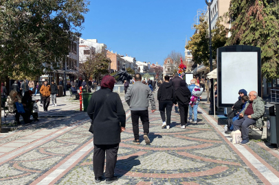 Edirneliler Güneşin Tadını Saraçlar’da Çıkardı