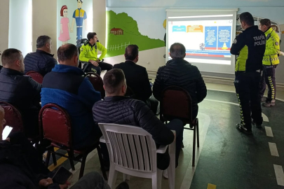 Vize’de Sürücülere Trafik ve Güvenli Motosiklet Eğitimi Verildi