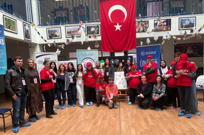 Tekirdağ'da Özel Öğrenciler Üniversitelilerle Çiçek Dikip, Kuş Evi Tasarladı