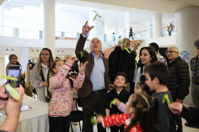 Bursa'da Gençler Bilimle Buluştu