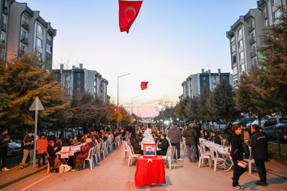 Vali Turan Lüleburgaz’da Şehit ve Gazi Aileleriyle İftarda Buluştu