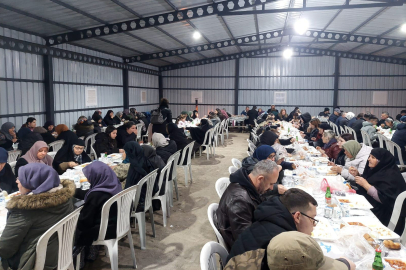 Köy Halkı İmece Usulü Kurulan İftar Sofrasında Buluştu