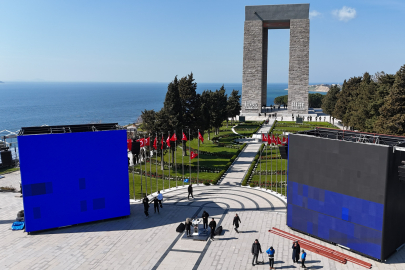 Şehitler Abidesi'nde 18 Mart Tören Hazırlıkları Devam Ediyor