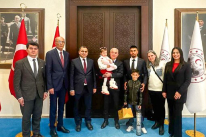 Minik Gülsu’dan Duygulandıran Ziyaret