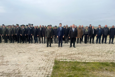 Süloğlu’nda 18 Mart Programı Şehitlikte Gerçekleştirildi