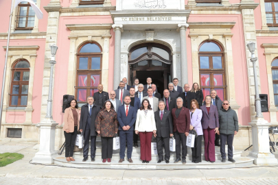 Başkan Gencan Muhtarlarla Bayram Sevincini Paylaştı