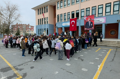 Ara Tatil Sona Erdi, Okullarda Ders Zili Yeniden Çaldı