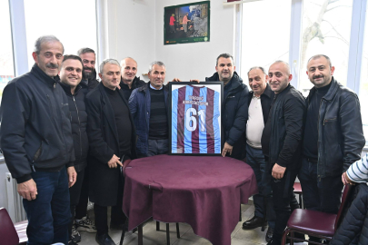 Başkan Nallar Karadenizliler Derneğinde Bayramlaştı