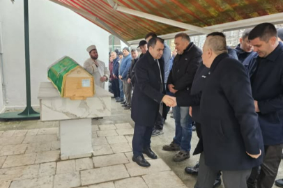 Kaymakam Balaban, Yangında Hayatını Kaybeden Taner’in Cenaze Törenine Katıldı