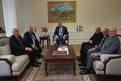 Erzurum Dostluk Grubu’ndan Vali Sezer’e Ziyaret