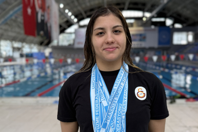 Milli Yüzücü Dila Gençay'ın Hedefi Çekya'da Kürsü