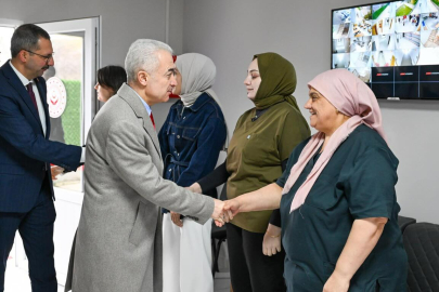 Vali Turan’dan Huzurevine Yaşlılar Haftası Ziyareti