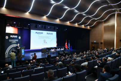 Tekirdağ Valisi Soytürk Gümrük ve Dış Ticaret Paneline Katıldı