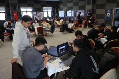 5 İlden 70 Genç Elazığ'da Türkiye’nin Uzay Misyonu İçin Ter Dökecek