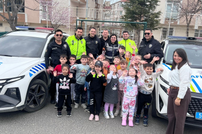 Minik Öğrenciler Polislik Mesleğini Yakından Tanıdı