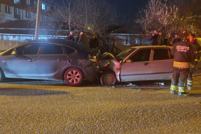 Alkollü ve Ehliyetsiz Sürücü Dehşet Saçtı: 2 Yaralı