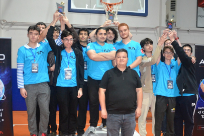 Çanakkale'de Gençleri Uzayla Buluşturan "TUA Astro Hackathon" Yarışması Sona Erdi