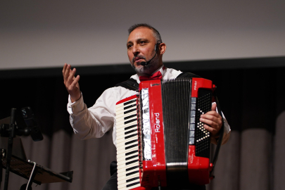 Kaşıkçı'dan Isparta'daki Festivalde "Kadın ve Göç" Temalı Müzikli Söyleşi