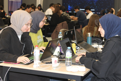 Kayseri'de Gençleri Uzayla Buluşturan TUA Astro Hackathon Yarışması Başladı
