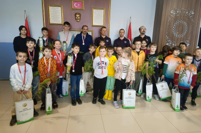 O Turnuvadaki Tüm Sporculara Hediye Fidan