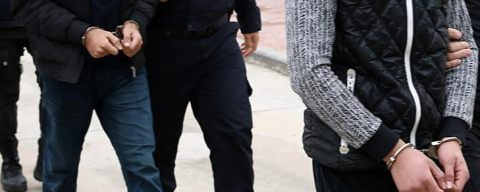 Edirne'de Takside Yakalanan 3 FETÖ Şüphelisi İle Sürücü Tutuklandı