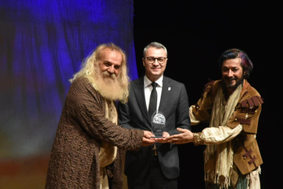 “Soytarı Kral Lear” Oyunu Lüleburgaz’da Sahnelendi