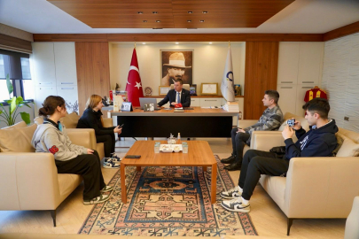 Çorlu’da Öğrencilerden Belediye Başkanı Sarıkurt’a Ziyaret