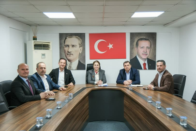 Belgin İba Olağan İl Genel Meclis Toplantısı Öncesinde Meclis Üyeleriyle Bir Araya Geldi