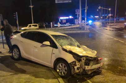 Edirne'de Tırla Otomobilin Çarpıştığı Kazada 1 Kişi Yaralandı