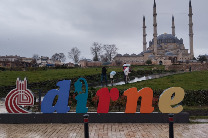 Edirne’de Yağmur Etkili Oluyor